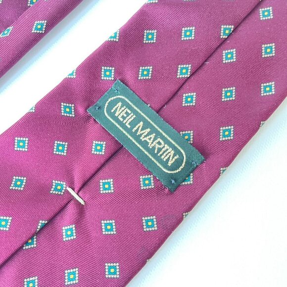 Vintage 80’s Italian Silk Tie - Picture 5 of 8
